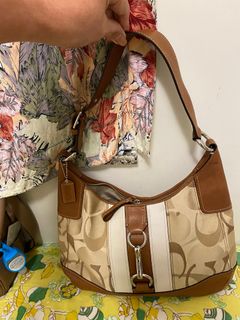 （分類：）位於 。 由 baditdith_54 提交（商品編號 1321791774，圖片 1）。簡介： 。