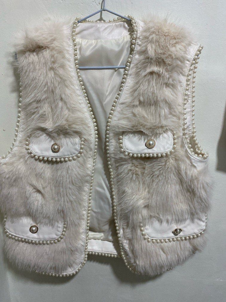 Vest designer online