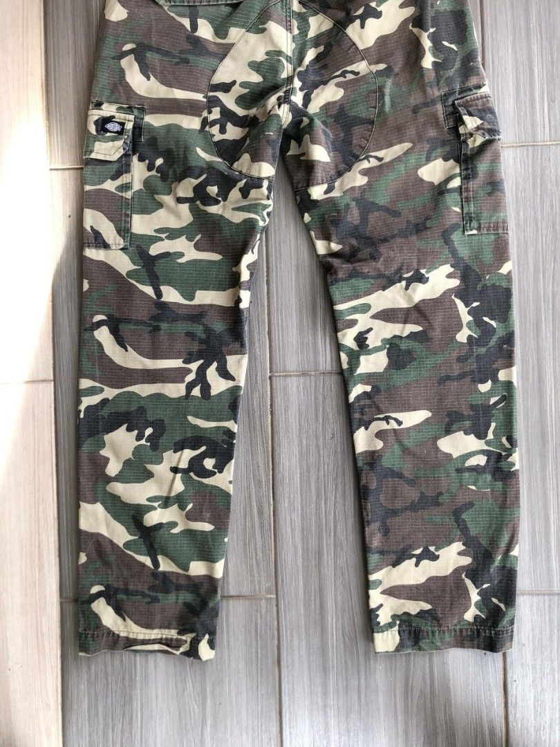 Dickies camouflage pants top