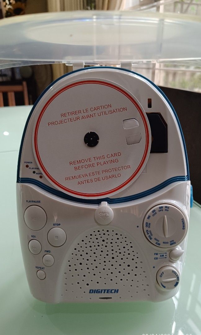 Digitech CD Player & Radio (Category: Portable Audio Accessories) located in Pasig City. Submitted by richard.dg (Listing ID 1321716499, Image 2). Description: Digitech CD Player & Radio (AM/FM) - Good working condition (okay both AM/FM and audio CD) - Battery Operated - 8 x AA (not included) - May option na i-plug using Power Adaptor (not included) As is where is.