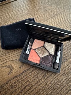 (Category: ) located in . Submitted by gorjess_preloved (Listing ID 1321744522, Image 1). Description: .
