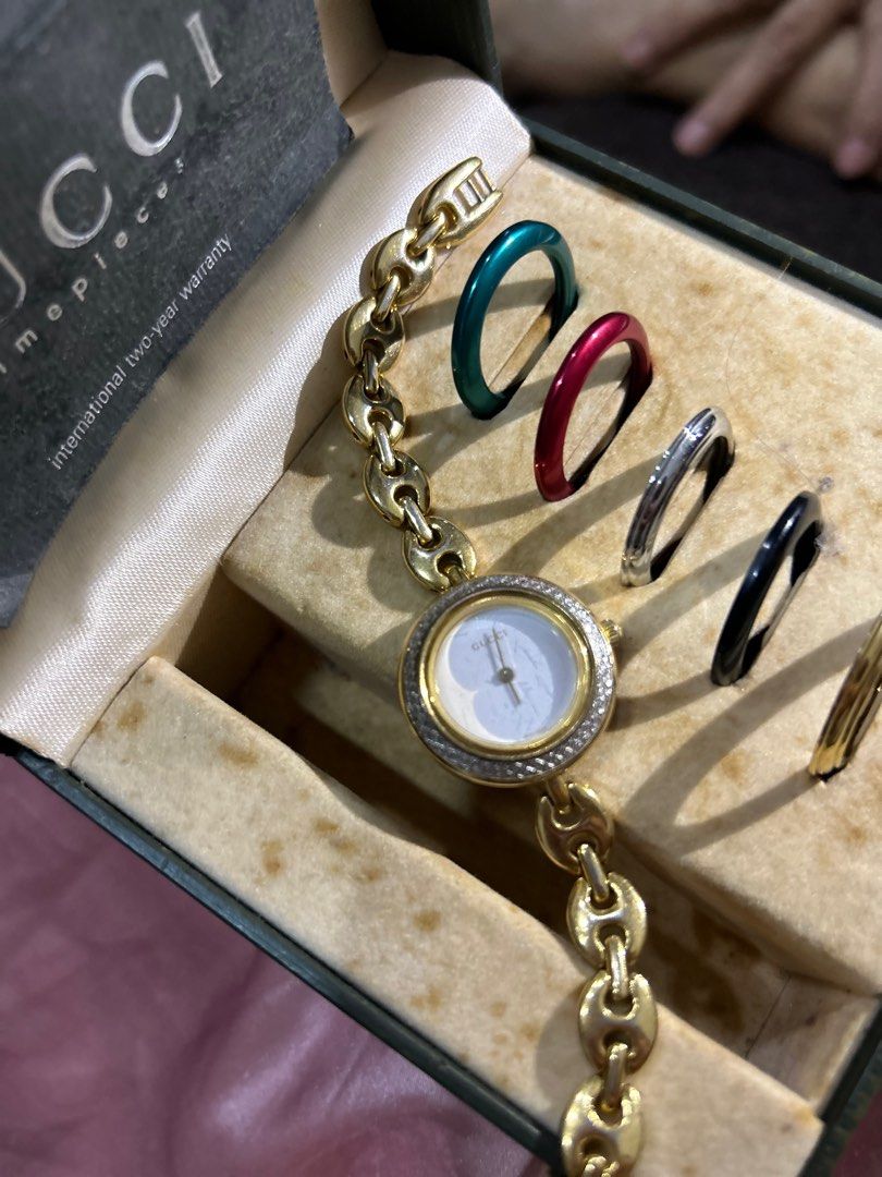GUCC Interchangeable bezel watch from the 90 s Interchangeable Bezel