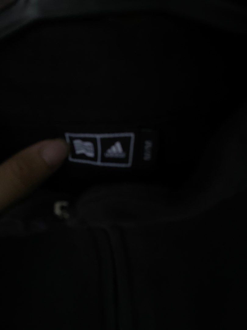 halfzipper adidas (Category: Activewear) located in Kuala Lumpur. Submitted by originalstoreee (Listing ID 1321663117, Image 2). Description: original item pit 22.5 labuh 24.5 sesuai untuk saiz s or m item mmg solid.