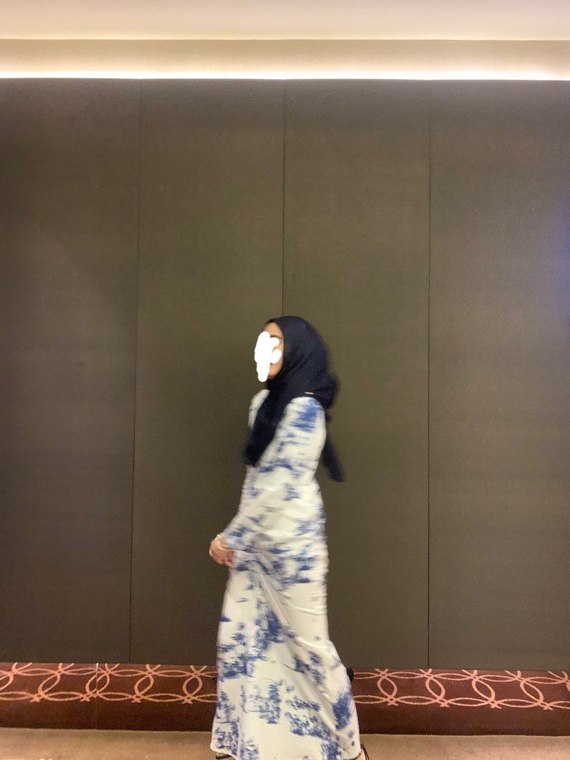 hijabista dress MODEST STYLE GUIDE THECLASSYPA IN THE HEAR TO STAND OUT MAXI bzarina while the soft HIJABISTAHUB BELLE DRESS, Women's Fashion,