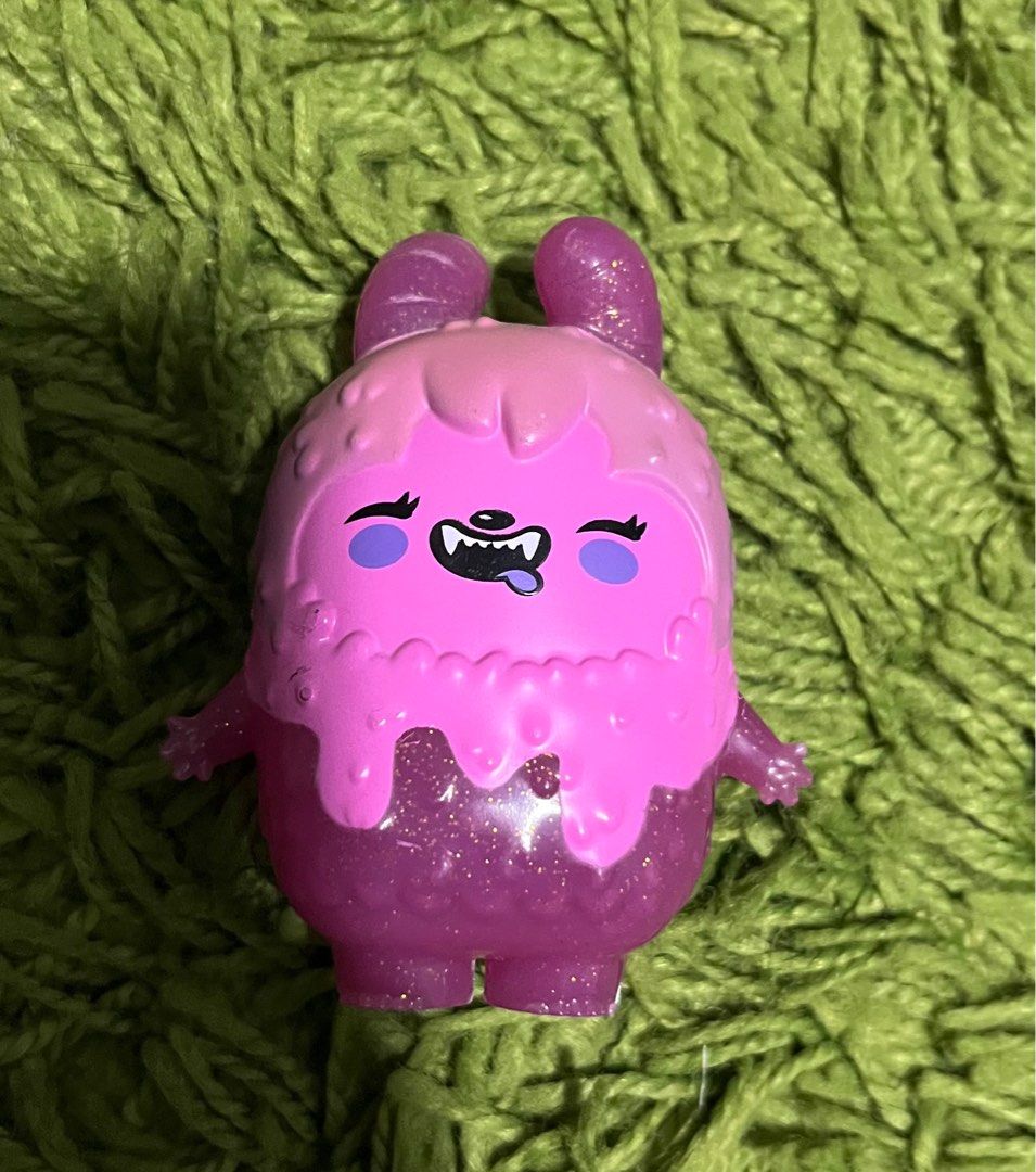 I dig monsters figurine (colour changing), Hobbies & Toys, Toys & Games on  Carousell