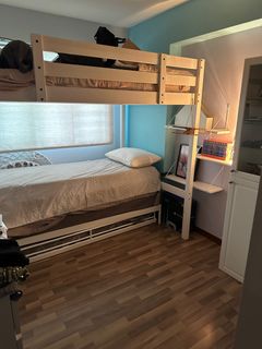 (Category: ) located in . Submitted by saveeta (Listing ID 1321748329, Image 1). Description: .