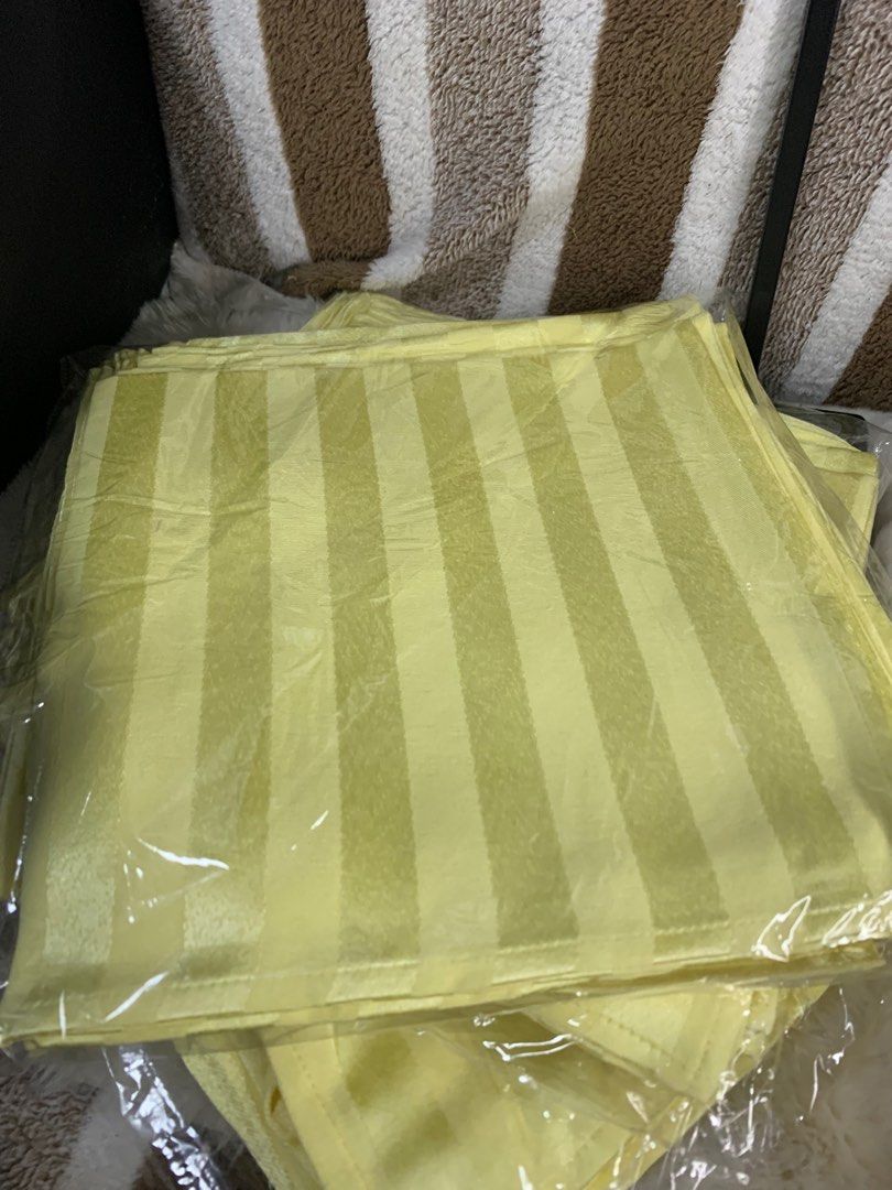Japan cloth table napkin (Category: Towels, Napkins & Holders) located in Cabanatuan. Submitted by mjluxxejapan (Listing ID 1321823042, Image 1). Description: Bnew.makapal , ganda nto.malapad din approx 20”x20” meas.table napkin.as is item.10 pcs /pack.