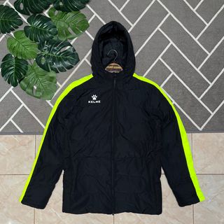 (Kategori: ) berada di . Dikirim oleh streetbranded_ (ID iklan 1321810343, Gambar 1). Deskripsi: .