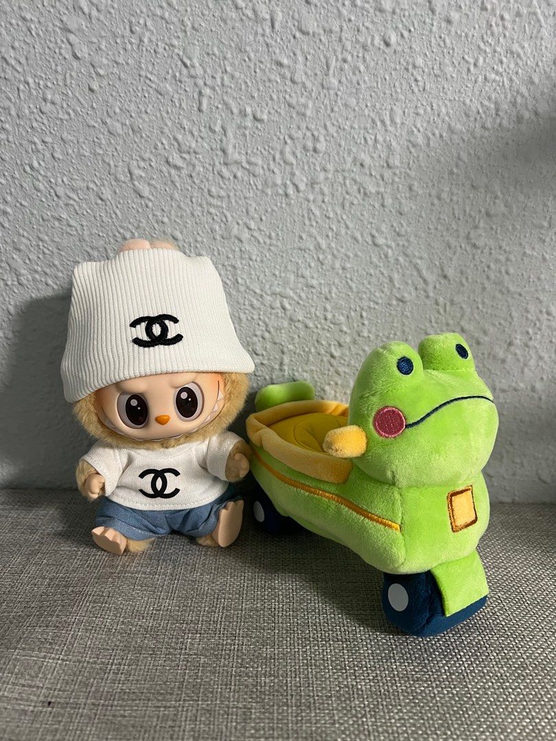 Labubu have a seat & gong roaming car set (refer to details), Hobbies &  Toys, Toys & Games on Carousell