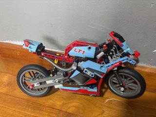 (Category: ) located in . Submitted by arcteryx11 (Listing ID 1321667641, Image 1). Description: .