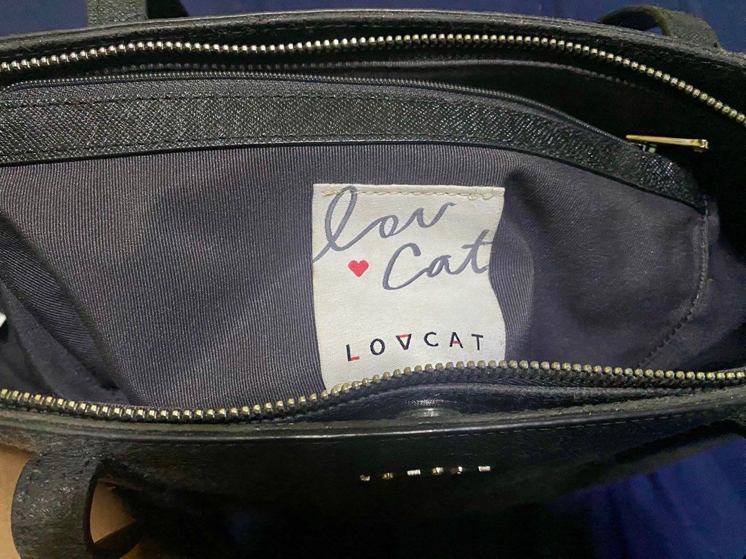 Lovcat tote bag (Category: Tote Bags) located in Bocaue. Submitted by cherryberryxxx (Listing ID 1321701081, Image 3). Description: Good condition RFS: decluttering.