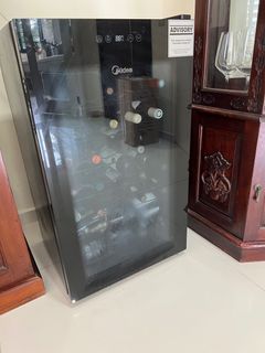 (Category: ) located in . Submitted by thrift8660 (Listing ID 1321686520, Image 1). Description: .