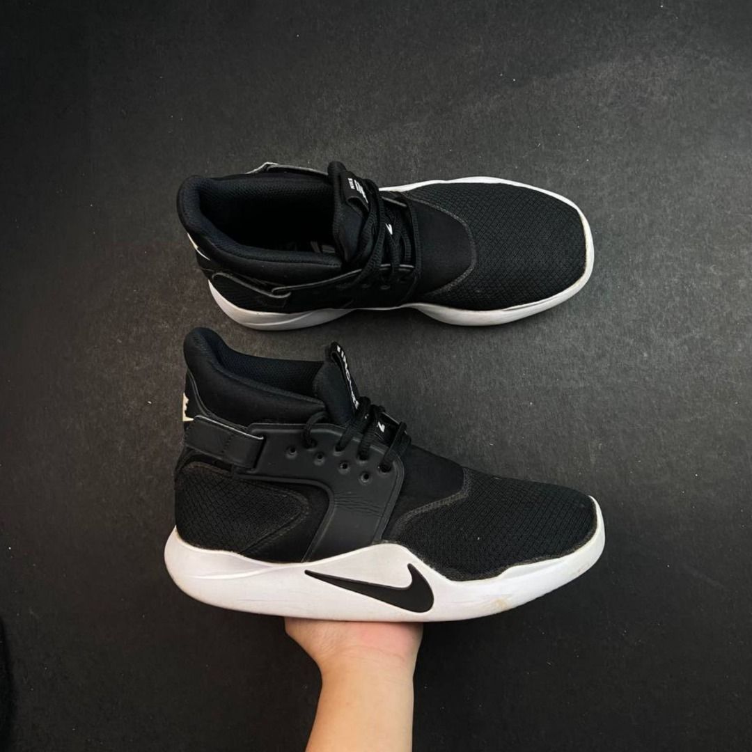 Nike incursion black sales