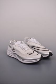 (Category: ) located in . Submitted by khai.uasneakers (Listing ID 1321817960, Image 1). Description: .