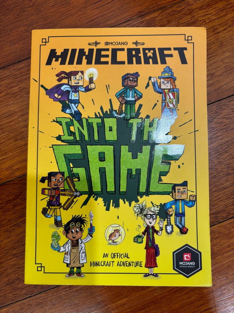 OFFICIAL MOJANG Minecraft Into the Game Book ( Minecraft Woodsword Chronicles 1), Hobbies