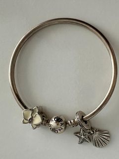 (Category: ) located in . Submitted by zacstore (Listing ID 1321761850, Image 1). Description: .