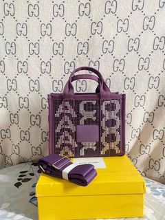 (Category: ) located in . Submitted by thriftwithezra (Listing ID 1321678454, Image 1). Description: .
