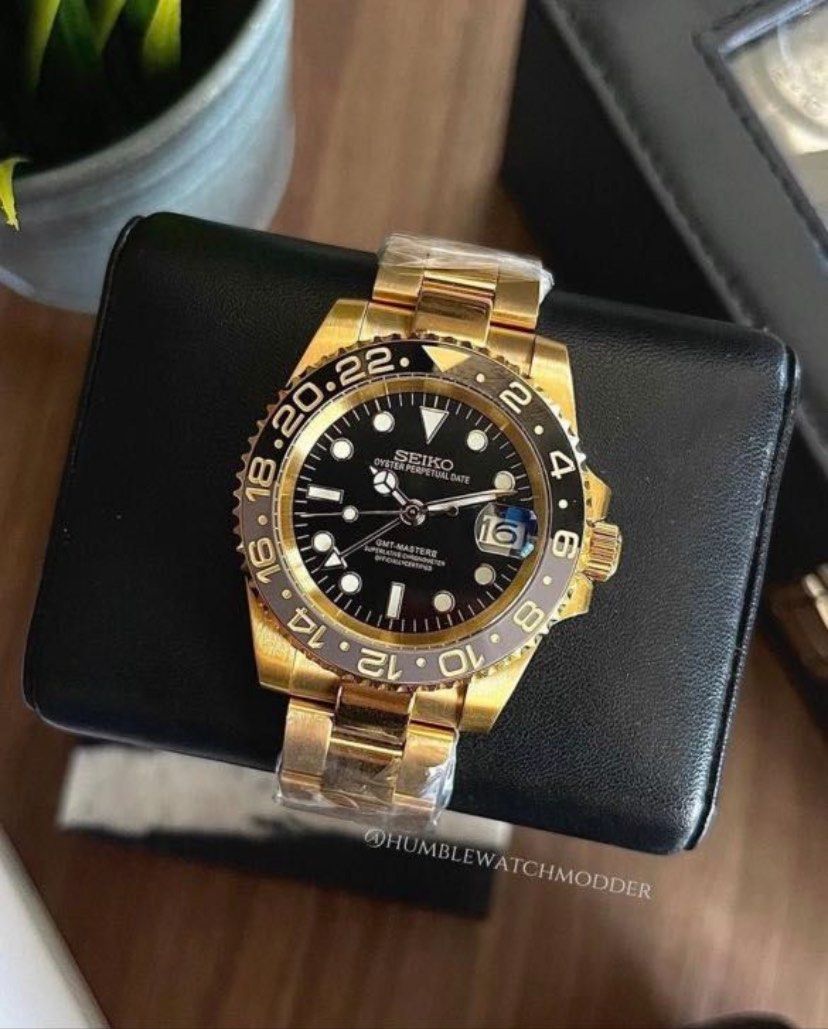 Seiko GMT Gold (Category: Luxury Watches) located in San Pedro. Submitted by glock2 (Listing ID 1321651140, Image 1). Description: Seiko GMT gold customized in Singapore 40mm case Automatic original nh34a Seiko GMT movement saphire crystal glass ceramic bezel non tarnish oyster bracelet Pls message/contact zero995twozerozero7933 .