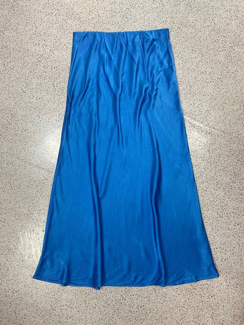 Sportsgirl Silk Midi Skirt Women s Fashion Bottoms Skirts on Carousell