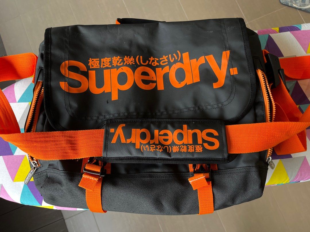Superdry black label luggage top