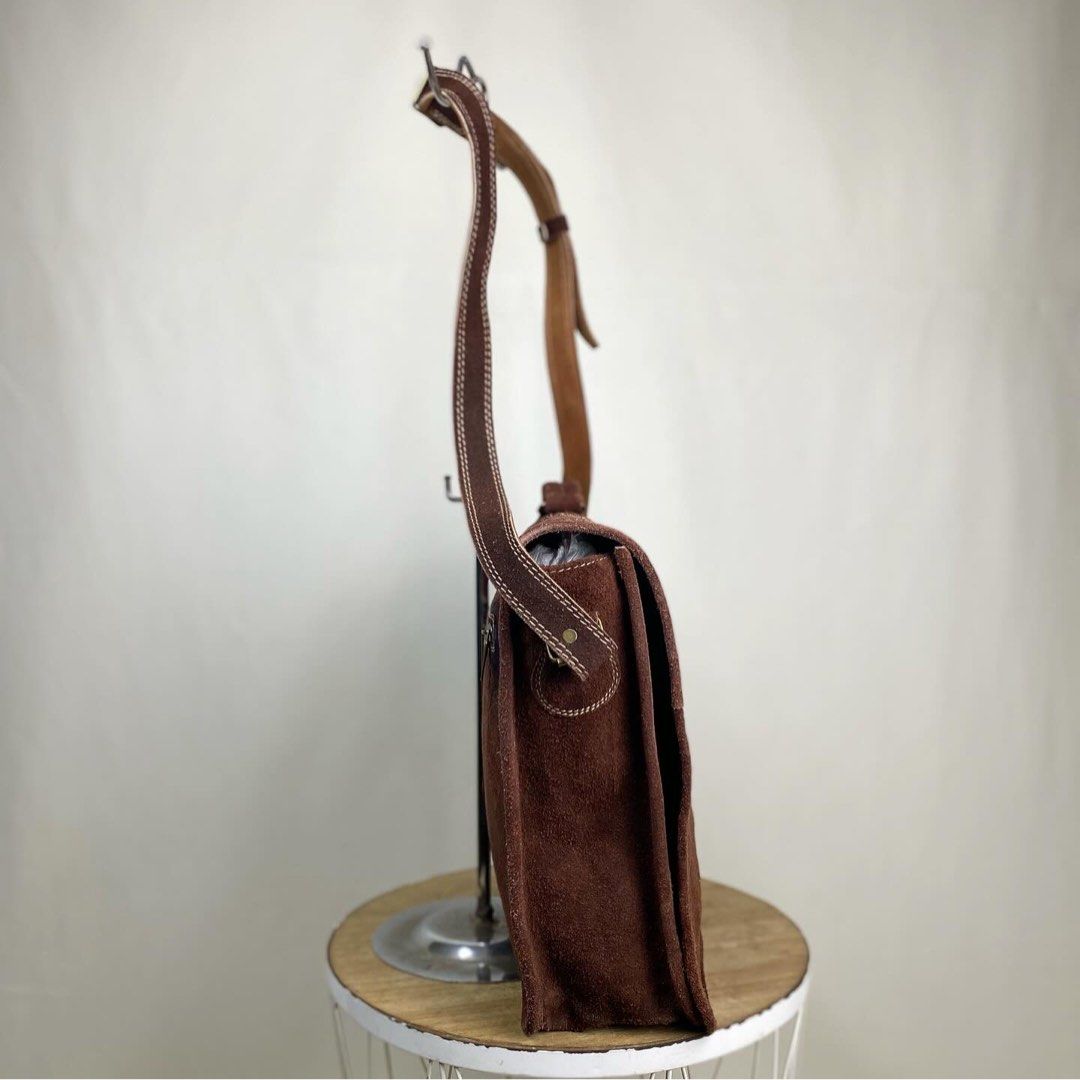 Tas slingbag SUEDE ORIGINAL, Fesyen Pria, Tas Dompet Tas