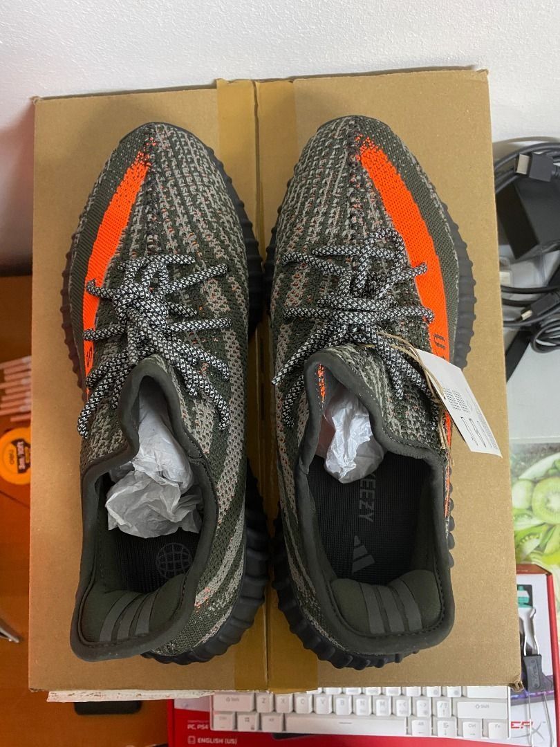 UK9 US9.5 Adidas Yeezy Boost 350 V2 Carbon Beluga