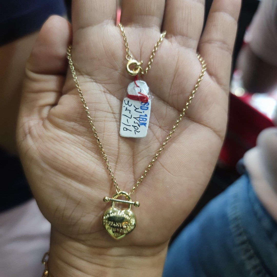Saudi gold necklace with heart pendant sales
