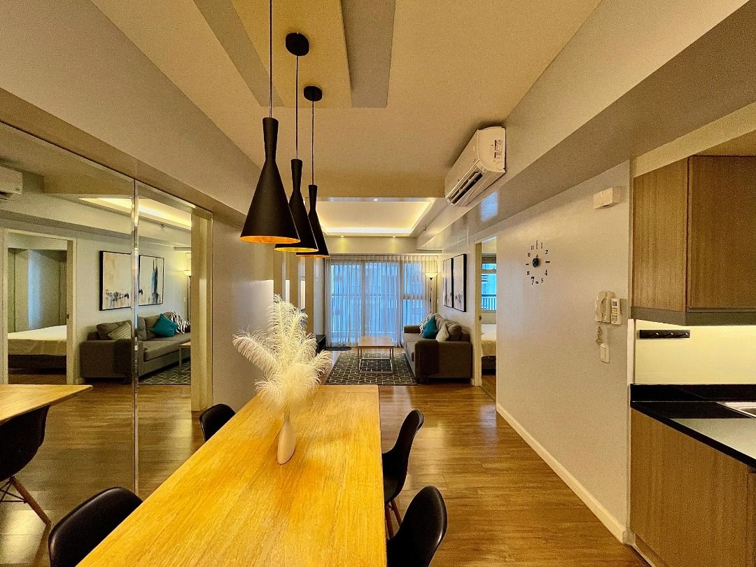 RUSH!! 1BR One Maridien BGC for Sale Interior Designed with Balcony