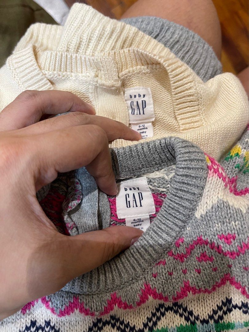 2 Baby Gap Dresses (Bundle) 6-12 Months (Category: Babies & Kids Fashion) located in Pasig City. Submitted by athriftrack (Listing ID 1321875661, Image 2). Description: Can be sold separately - 350 each .