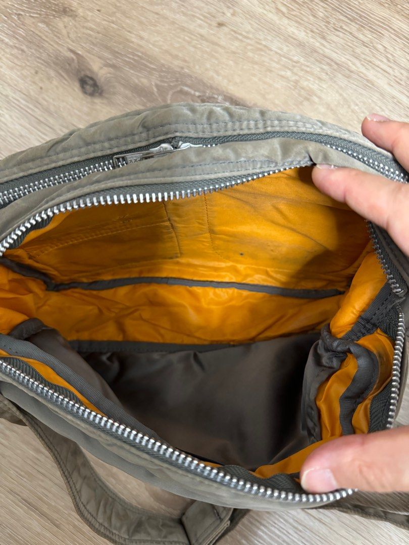 PORTER ショルダーバッグ シルバーグレー タンカー 美品 激レア ポーター PORTER タンカー ショルダーバッグ シルバー