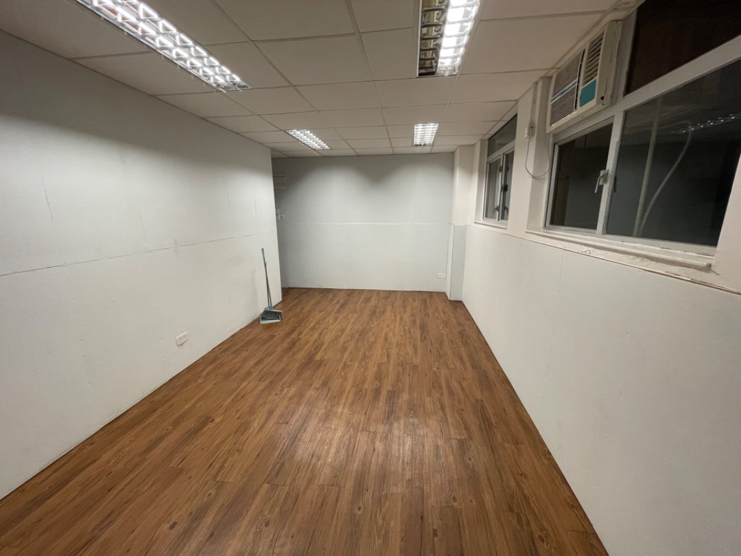 怡生工業大廈 工作室studio 實用約280 另送獨立陽台，有窗戶，間隔實用，特色單位市場罕有，即走筍盤63437846619906113