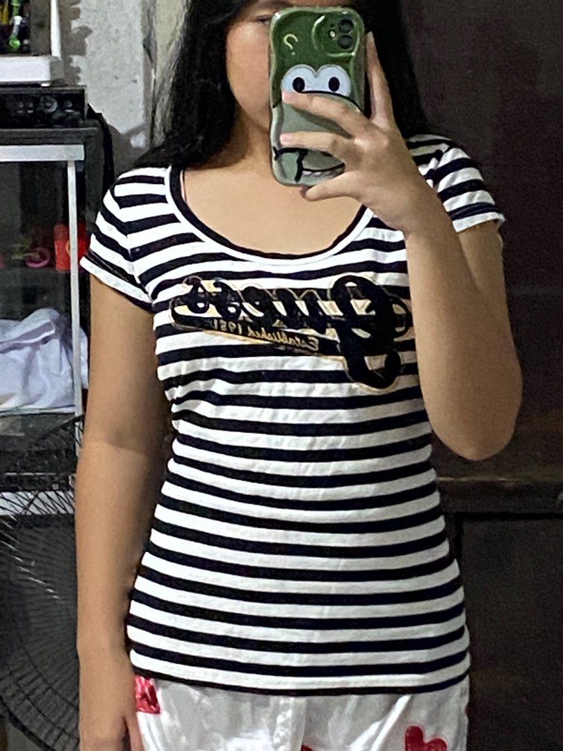 Auth GUESS Striped Shirt Gold Top Scoopneck Low cut Fitted Y2k Graphic Emo Downtown Women s Fashion Tops Blouses on Carousell