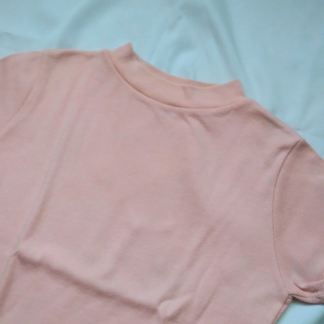 Baby Pink Semi Turtle Neck Top (Category: Shirts) located in Cabuyao City. Submitted by jem.declutters (Listing ID 1321942270, Image 2). Description: perfect condition message for size • NO cancellations, refunds, returns • NO rude buyers • Meetups within Calamba - Cabuyao - Sta.Rosa only • Feel free to message if you have concerns or requests.