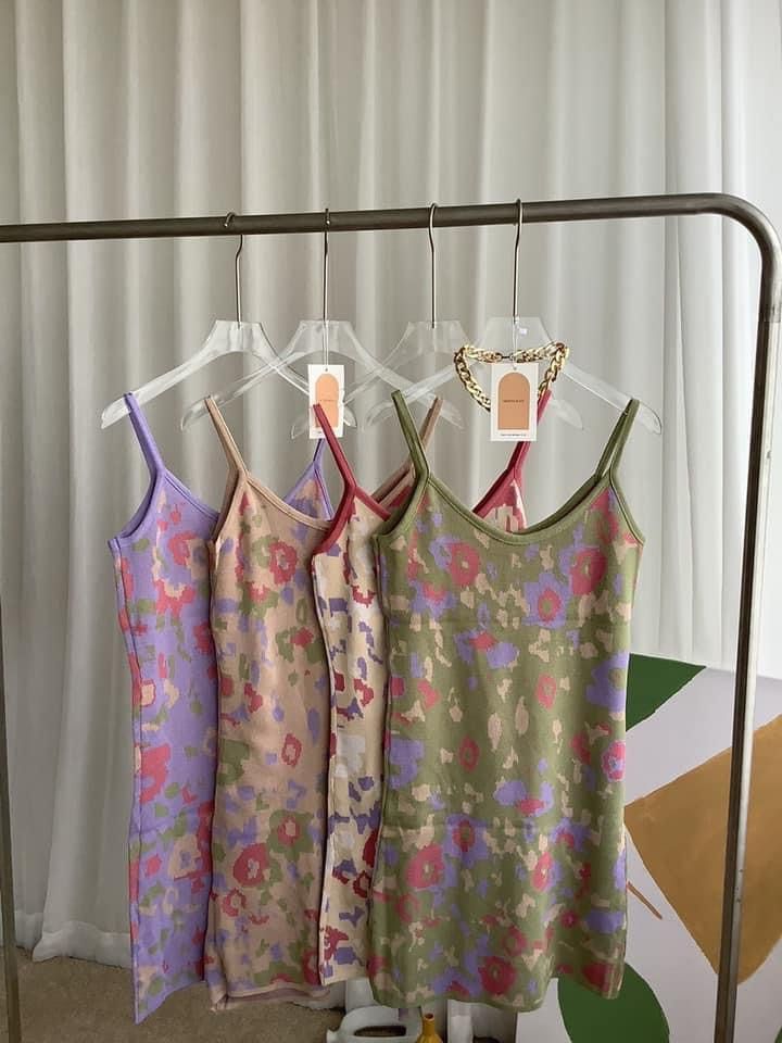 Bangkok Dresses Floral (Category: Dresses) located in Taguig. Submitted by cee_tee (Listing ID 1321944807, Image 2). Description: CLEARANCE SALE: P250(from P499) Brand new Fits XS - M, stretchable 1 pc per color available.