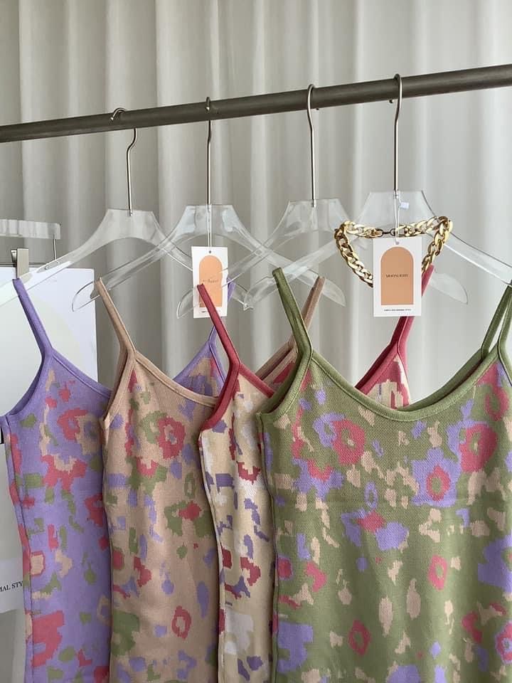 Bangkok Dresses Floral (Category: Dresses) located in Taguig. Submitted by cee_tee (Listing ID 1321944807, Image 3). Description: CLEARANCE SALE: P250(from P499) Brand new Fits XS - M, stretchable 1 pc per color available.