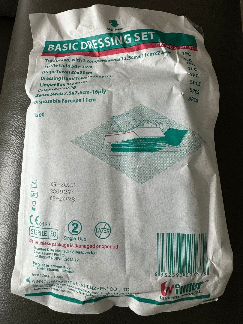 Basic Dressing Set (Category: Medical Supplies & Tools) located in Singapore. Submitted by simplygo_store (Listing ID 1321895901, Image 1). Description: Winner Medical Basic Dressing Set - 5 sets (EXP 09-2028).