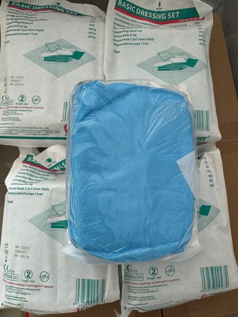 Basic Dressing Set (Category: Medical Supplies & Tools) located in Singapore. Submitted by simplygo_store (Listing ID 1321895901, Image 2). Description: Winner Medical Basic Dressing Set - 5 sets (EXP 09-2028).