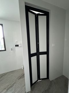 (Category: ) located in . Submitted by irmankarim (Listing ID 1321845522, Image 1). Description: .
