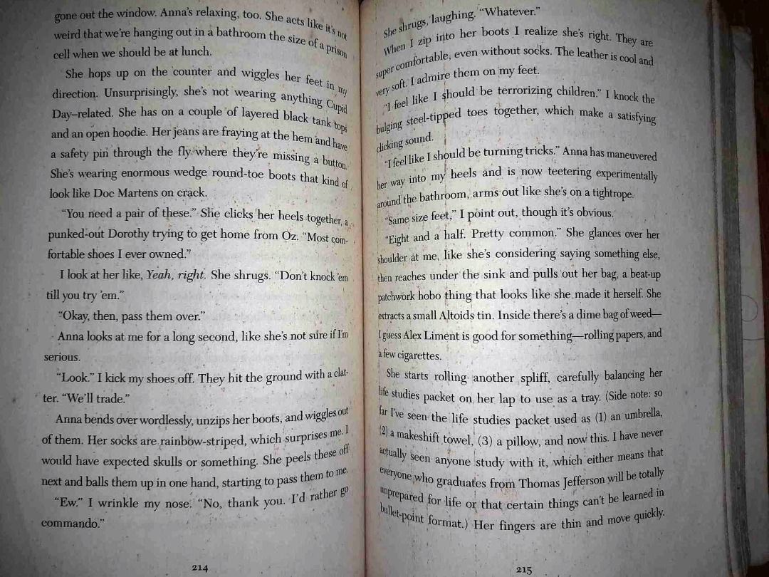 Before I Fall (Category: Storybooks) located in Cagayan de Oro. Submitted by librakassy (Listing ID 1321997917, Image 3). Description: Before I Fall by Lauren Oliver - Foxing -MOP: GCash or GoTyme -Shipping will be shouldered by the buyer.