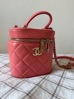 （分類：）位於 。 由 klluv 提交（商品編號 1321856166，圖片 1）。簡介： 。