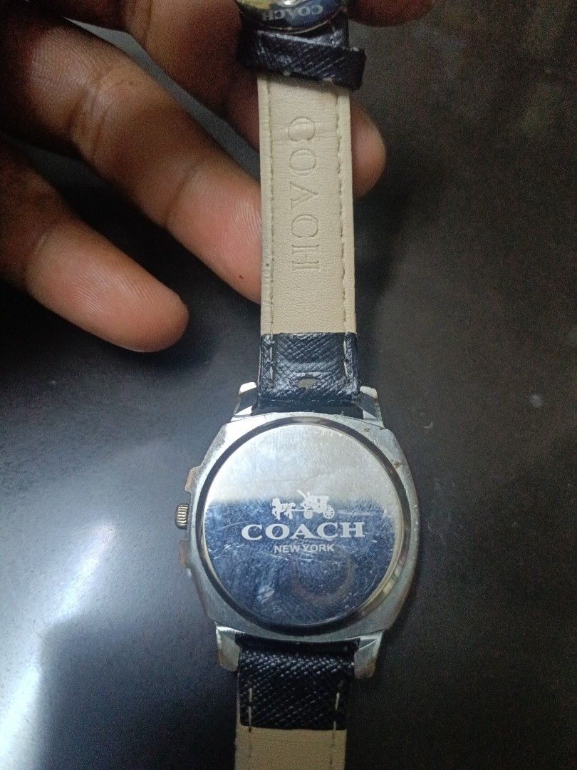 Used coach watch outlet