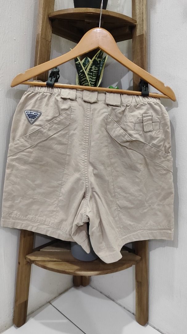 COLUMBIA PFG SHORTS Men s Fashion Bottoms Shorts on Carousell
