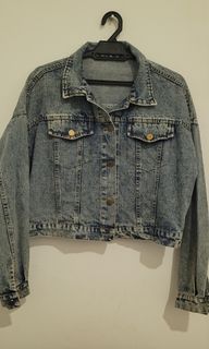 (Category: ) located in . Submitted by byfyna (Listing ID 1321972809, Image 1). Description: .