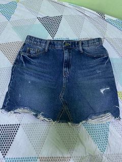 (Category: ) located in . Submitted by ssneaks (Listing ID 1321972062, Image 1). Description: .