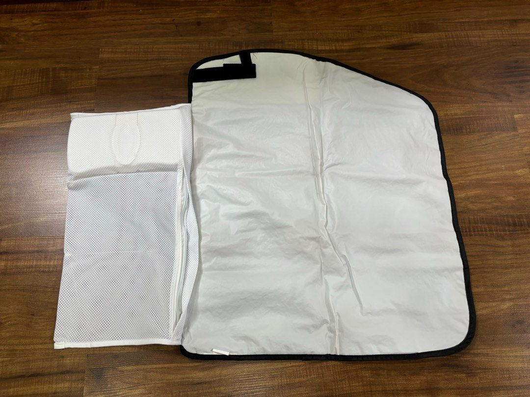 Diono changing mat (Category: Diaper Bags & Wetbags) located in Las Pinas. Submitted by mrsbaldos (Listing ID 1321905923, Image 2). Description: .