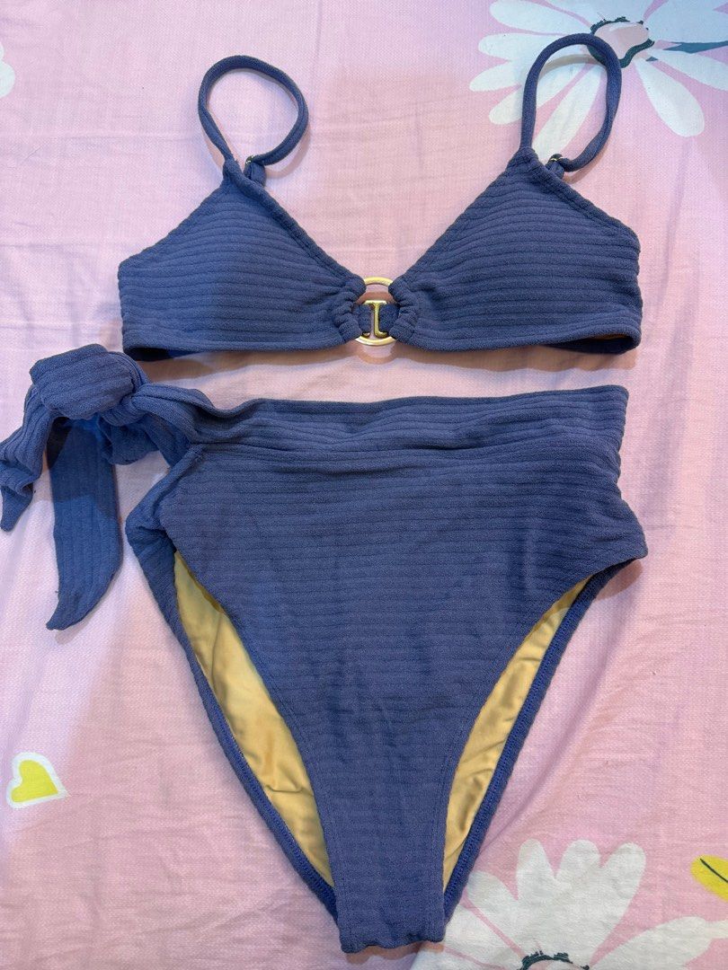 Eighth Mermaid Custom Swimsuit (Category: Bikinis & Swimsuits) located in Candelaria. Submitted by lainey_ (Listing ID 1321968143, Image 1). Description: Custom made Size Small Used once only ₱1500 fixed.