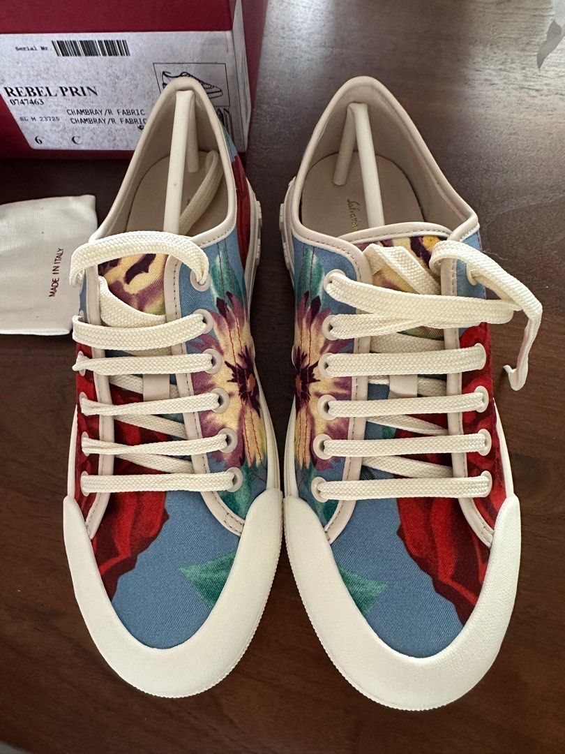 FERRAGAMO floral print sneakers sz6C