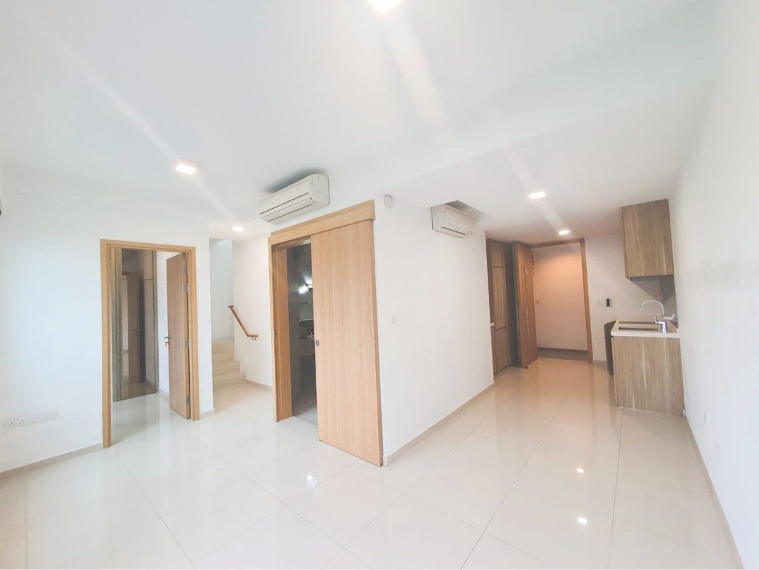 Floraview62853063239042112