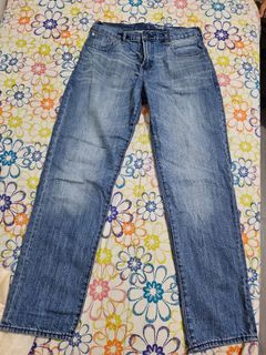 (Category: ) located in . Submitted by wardrobeez (Listing ID 1321962669, Image 1). Description: .