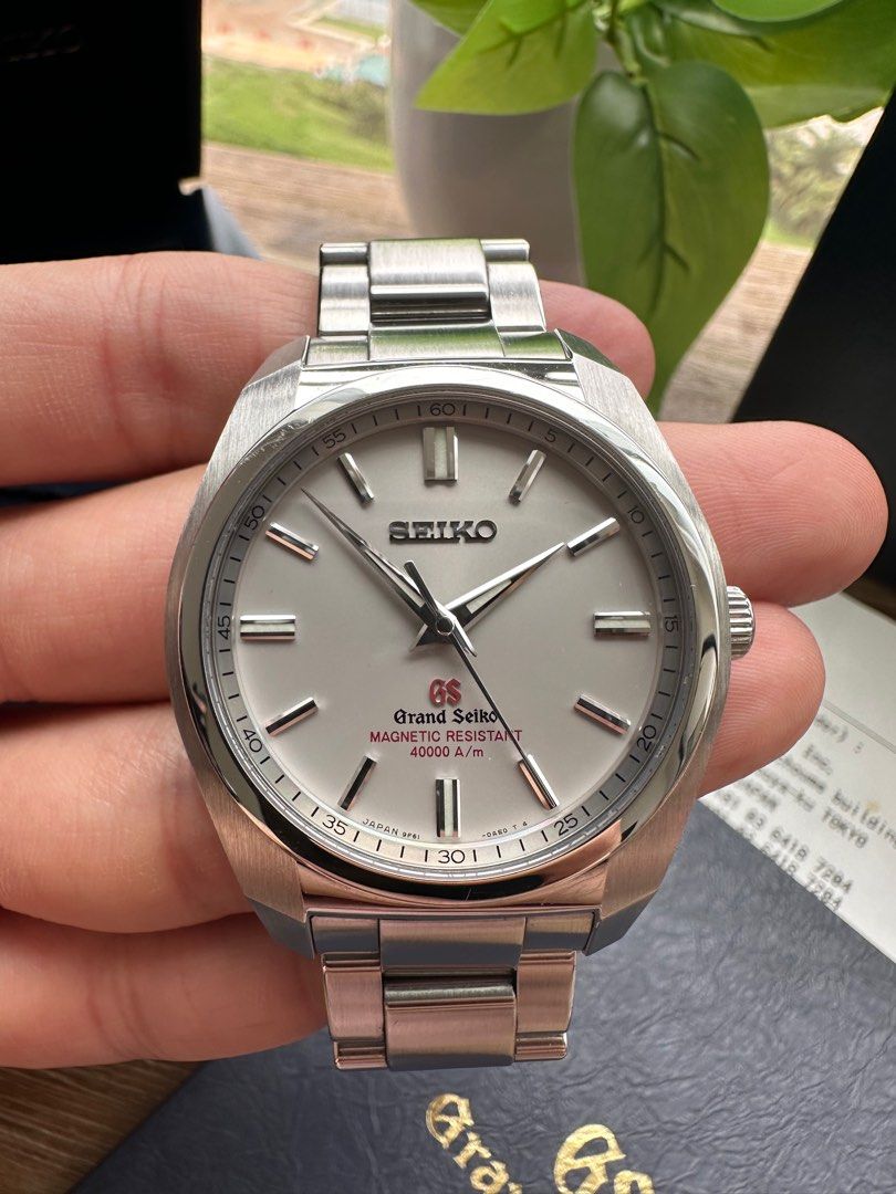 Grand Seiko SBGX091 Baby Milgauss